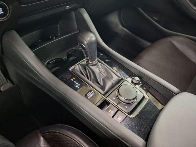 Mazda Mazda 3 2.0 e-SKYACTIV-G Zenith AT 89 kW (122 CV)