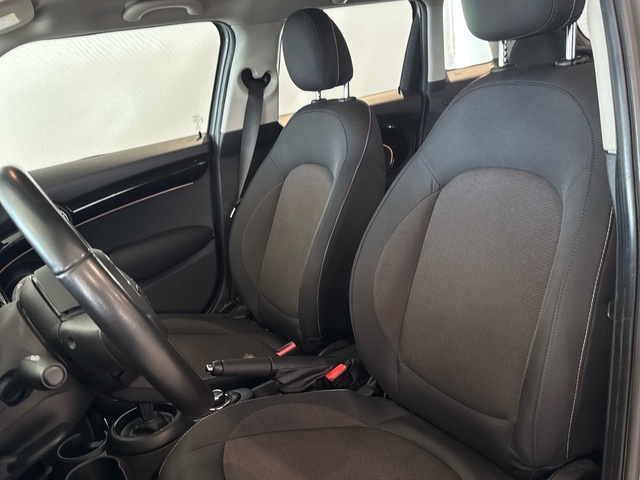 fotoG 15 del MINI MINI Cooper 5 Puertas 100 kW (136 CV) 136cv Gasolina del 2022 en Burgos