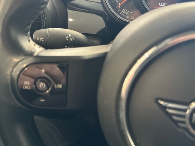 fotoG 19 del MINI MINI Cooper 5 Puertas 100 kW (136 CV) 136cv Gasolina del 2022 en Burgos