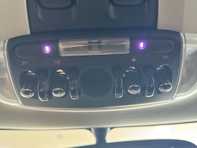 fotoG 25 del MINI MINI Cooper 5 Puertas 100 kW (136 CV) 136cv Gasolina del 2022 en Burgos