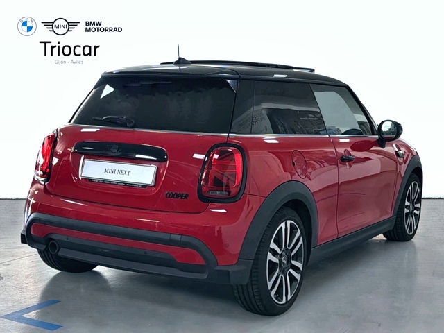 fotoG 3 del MINI MINI Cooper 100 kW (136 CV) 136cv Gasolina del 2022 en Asturias