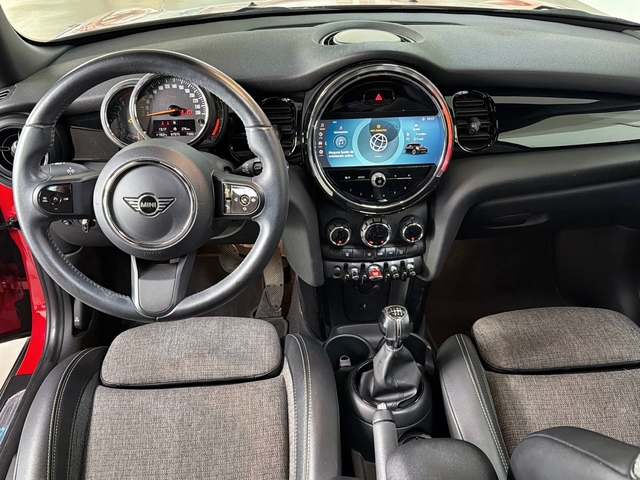 fotoG 6 del MINI MINI Cooper 100 kW (136 CV) 136cv Gasolina del 2022 en Asturias