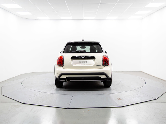 fotoG 4 del MINI MINI Cooper 5 Puertas 100 kW (136 CV) 136cv Gasolina del 2021 en Alicante