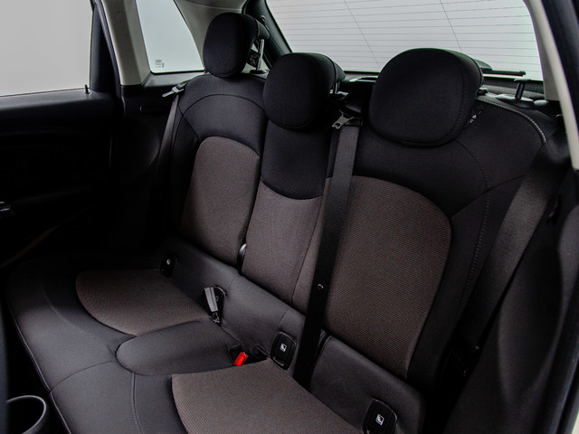 fotoG 8 del MINI MINI Cooper 5 Puertas 100 kW (136 CV) 136cv Gasolina del 2021 en Alicante