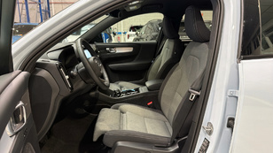 Volvo XC40 B3 G Ocasión 120 KW (163CV) - 46