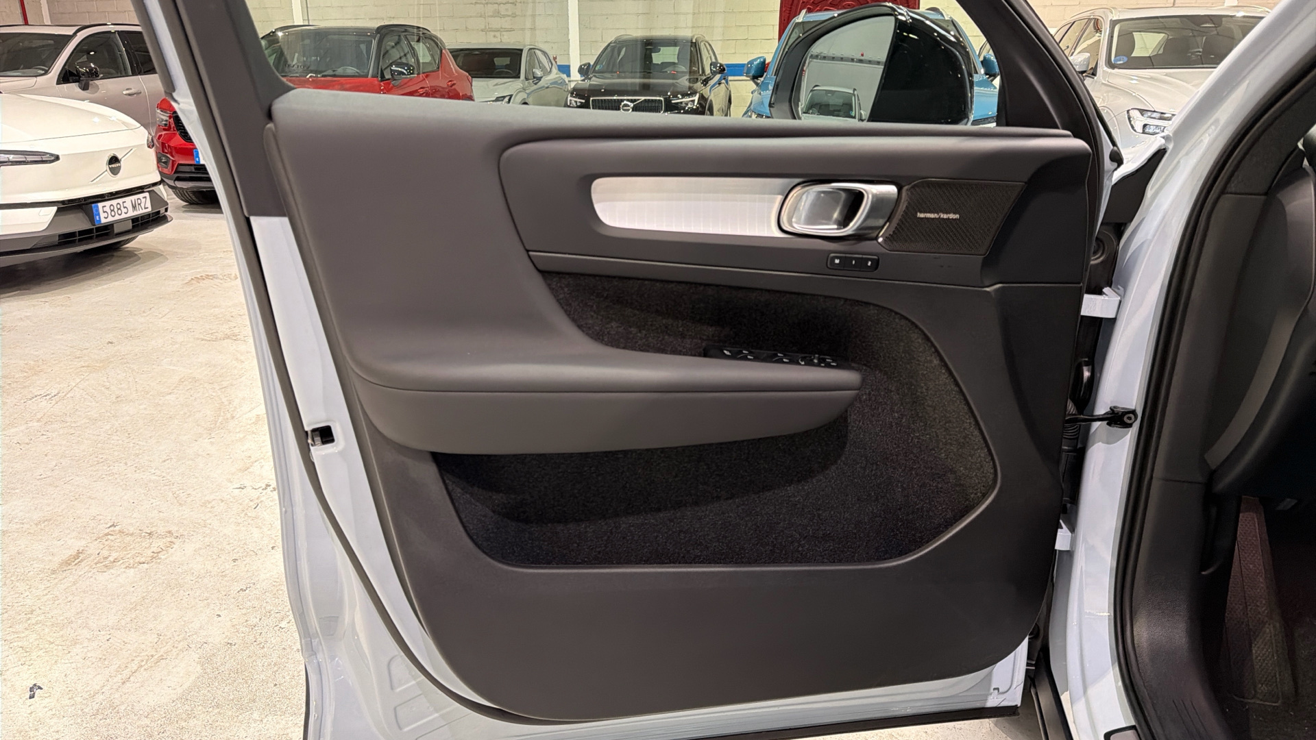 Volvo XC40 segunda mano 103918896 - 25