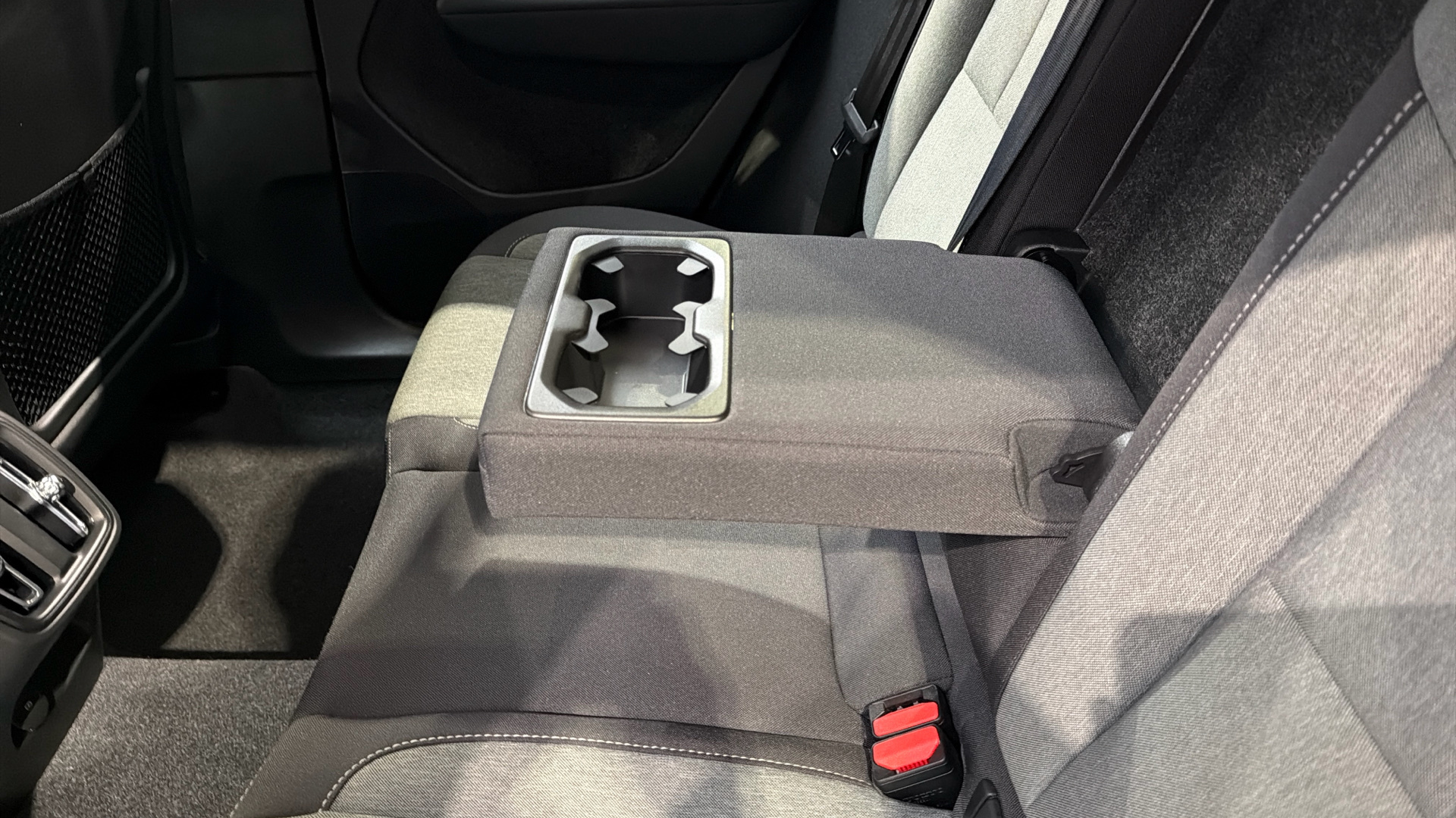 Volvo XC40 segunda mano 103918896 - 29