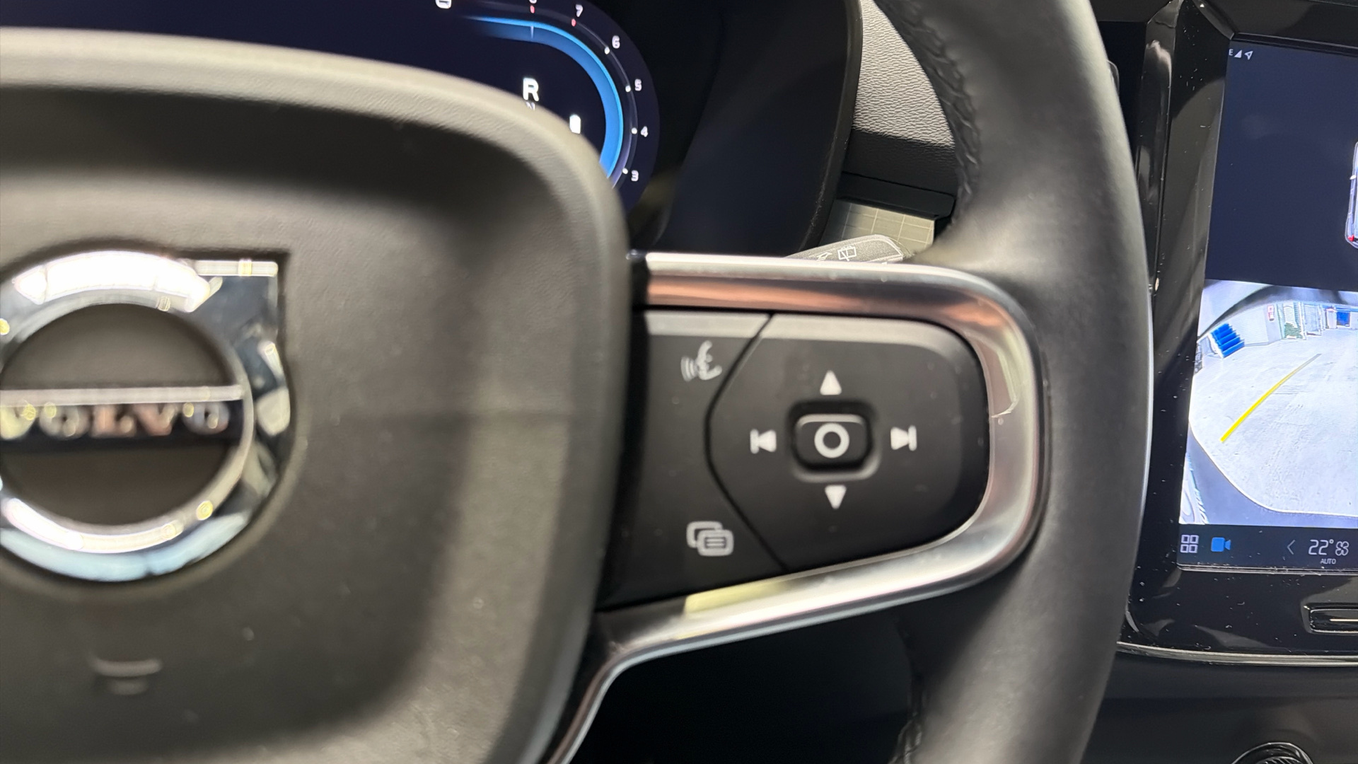 Volvo XC40 segunda mano 105287531 - 19