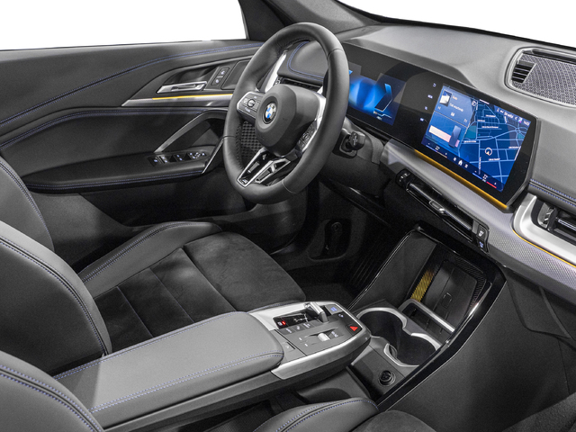 BMW X1 sDrive20d color Gris Plata. Año 2024. 120KW(163CV). Diésel. En concesionario Caetano Cuzco, Alcalá de Madrid