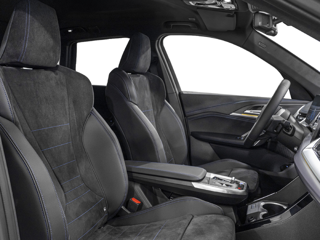 BMW X1 sDrive20d color Gris Plata. Año 2024. 120KW(163CV). Diésel. En concesionario Caetano Cuzco, Alcalá de Madrid