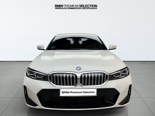 Fotos de BMW Serie 3 318d color Blanco. Año 2025. 110KW(150CV). Diésel. En concesionario Oliva Motor Tarragona de Tarragona