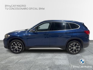Fotos de BMW X1 sDrive18d color Azul. Año 2022. 110KW(150CV). Diésel. En concesionario BYmyCAR Madrid - Algete de Madrid
