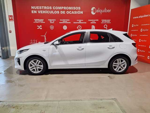 Kia Ceed 1.6 MHEV iMT Drive 100 kW (136 CV)