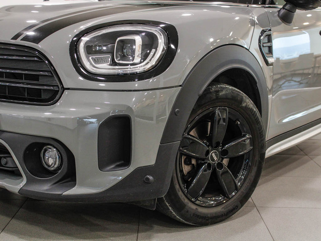 fotoG 5 del MINI MINI Countryman Cooper 100 kW (136 CV) 136cv Gasolina del 2020 en Barcelona