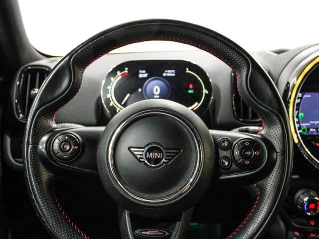 fotoG 12 del MINI MINI Countryman Cooper 100 kW (136 CV) 136cv Gasolina del 2020 en Barcelona