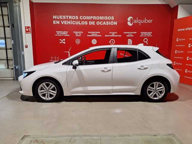 Toyota Corolla 125H Business E-CVT 90 kW (122 CV)
