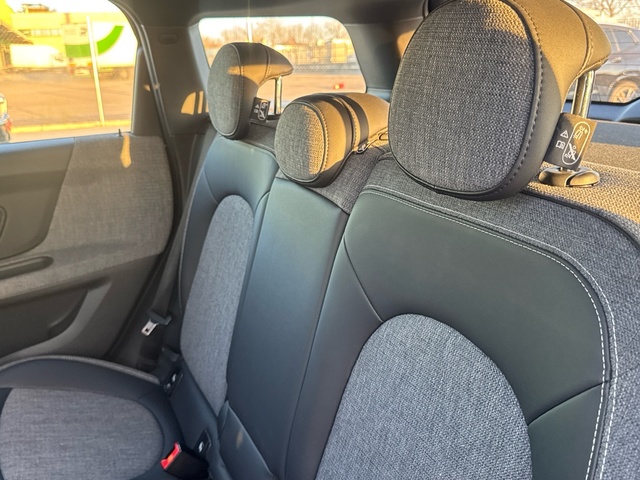 fotoG 8 del MINI MINI Countryman Cooper 100 kW (136 CV) 136cv Gasolina del 2020 en Madrid