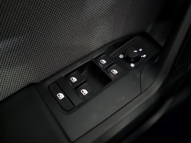 SEAT León 1.5 eTSI Style 25 Aniversario DSG 85 kW (116 CV)