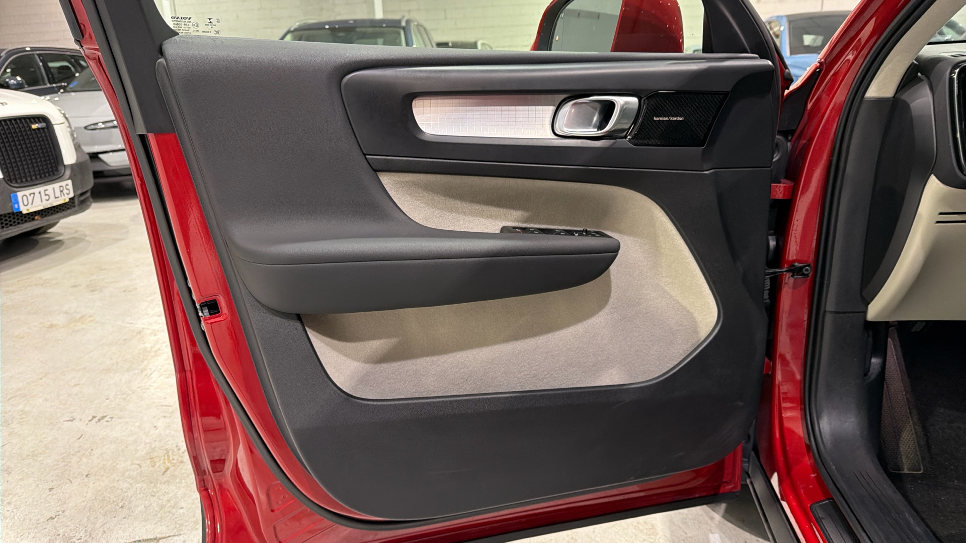 Volvo XC40 segunda mano 106105011 - 25