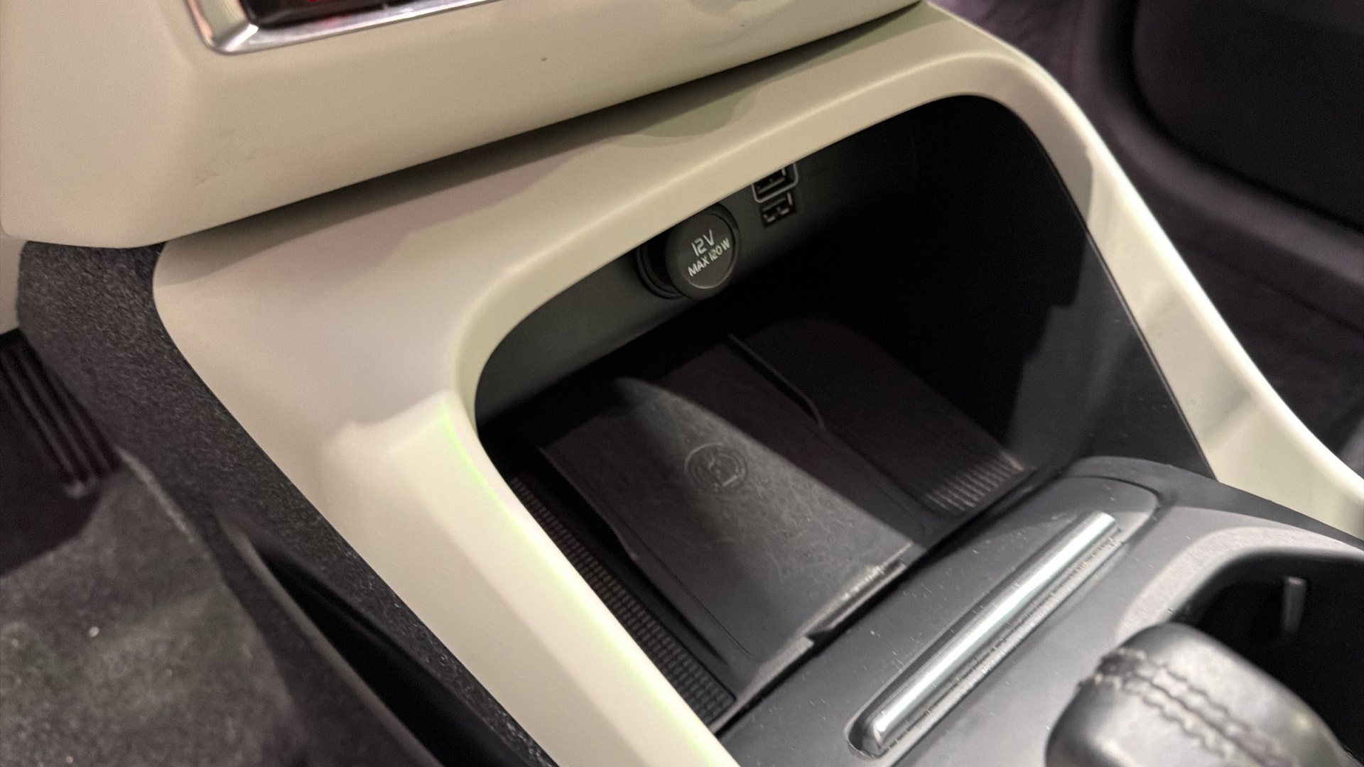 Volvo XC40 segunda mano 106105011 - 52