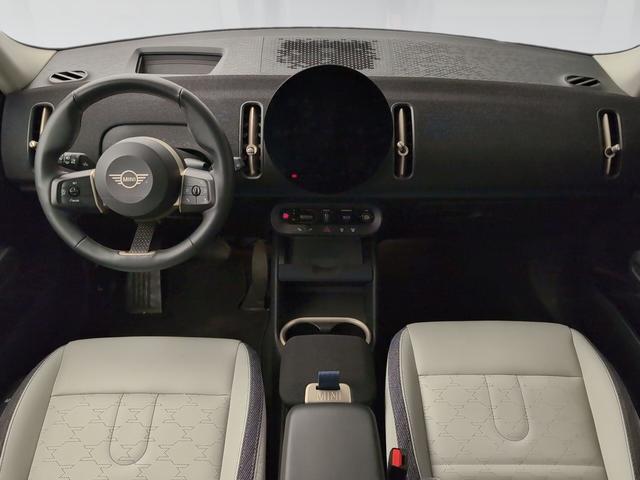 fotoG 6 del MINI MINI Countryman C 125 kW (170 CV) 170cv Gasolina del 2024 en Málaga