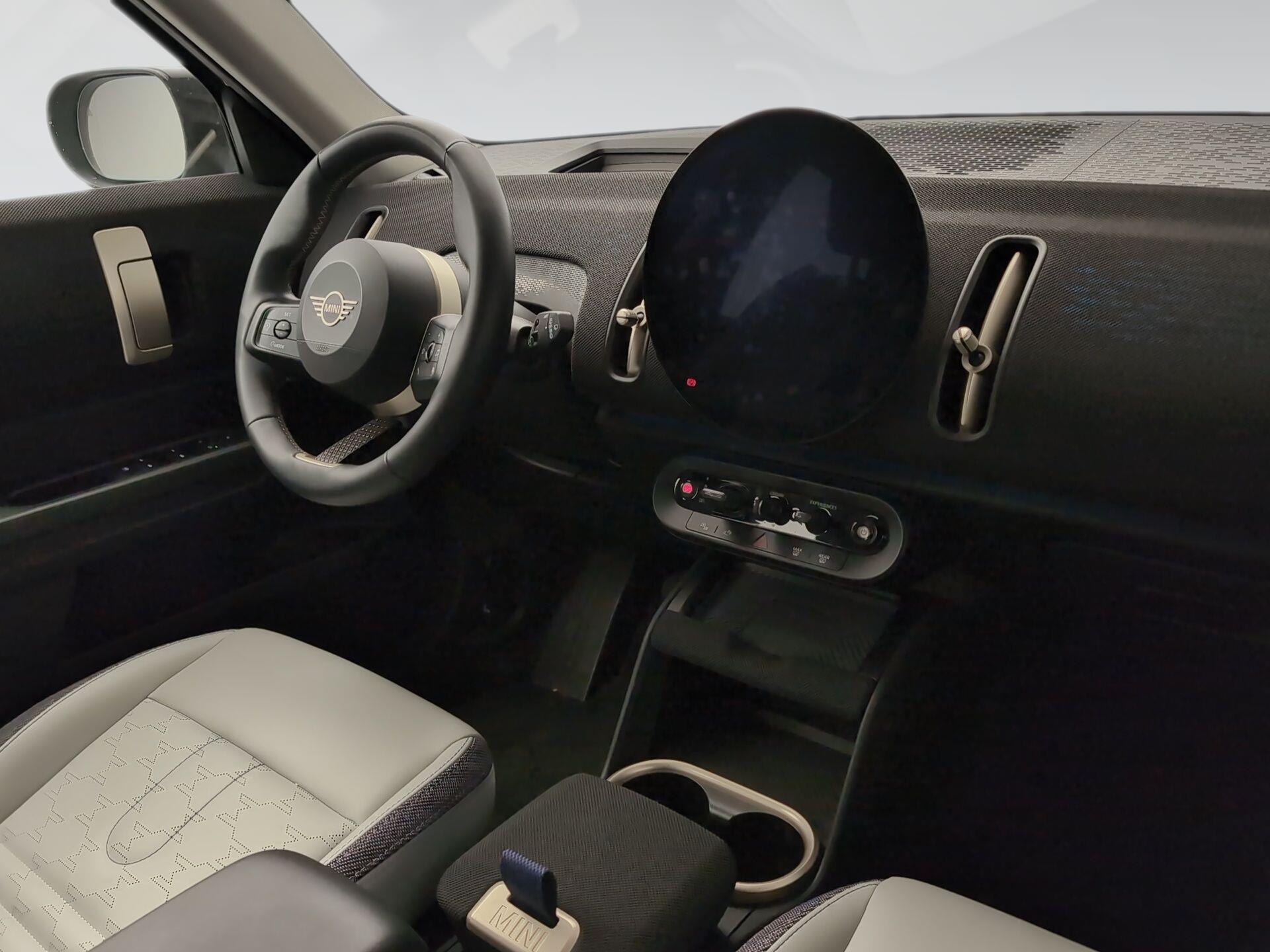 fotoG 7 del MINI MINI Countryman C 125 kW (170 CV) 170cv Gasolina del 2024 en Málaga