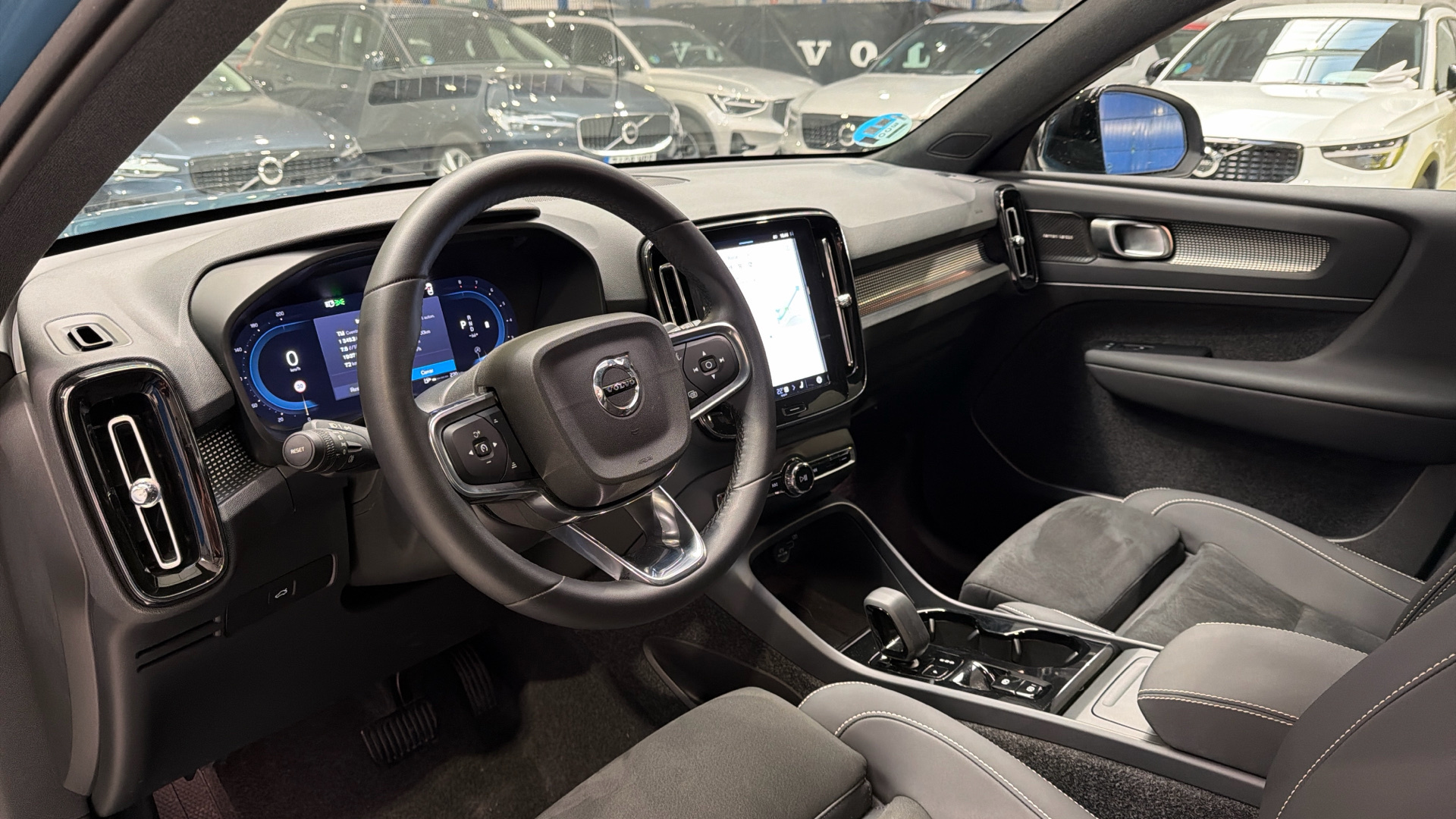 Volvo XC40 segunda mano 107012936 - 4 Volvo XC40 segunda mano 107012936 - 4