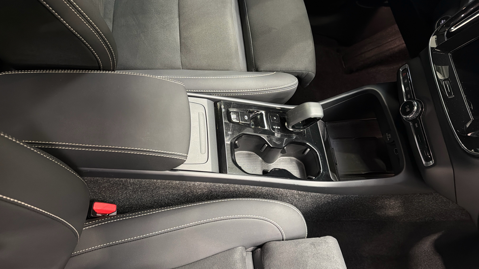 Volvo XC40 segunda mano 107012936 - 46 Volvo XC40 segunda mano 107012936 - 46