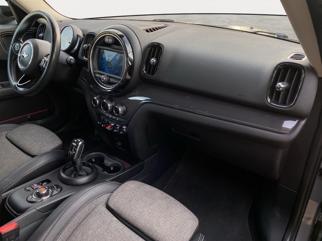 fotoG 7 del MINI MINI Countryman Cooper 100 kW (136 CV) 136cv Gasolina del 2020 en Alicante