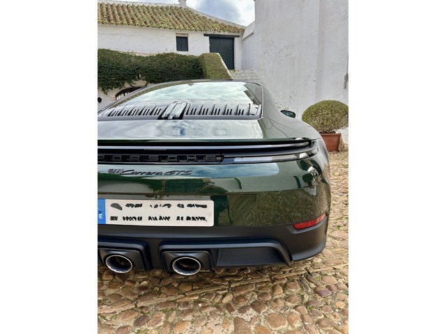 Porsche 911 Carrera GTS Coupe 398 kW (541 CV)