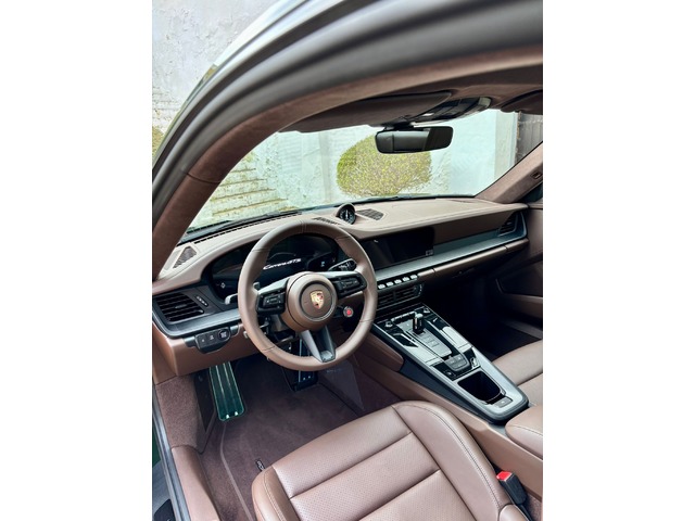 Porsche 911 Carrera GTS Coupe 398 kW (541 CV)