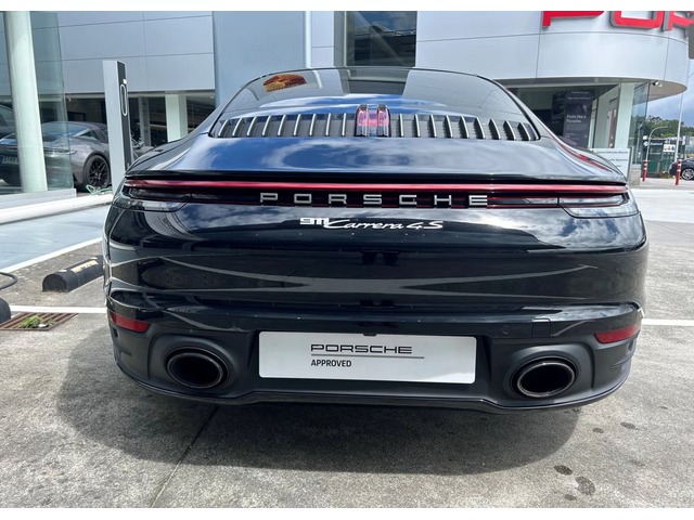 Porsche 911 Carrera 4S Coupe 331 kW (450 CV)