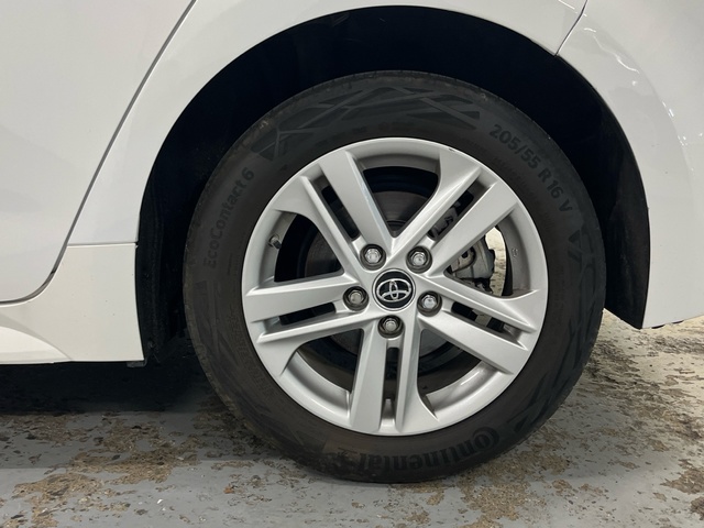 Toyota Corolla 1.8 125H Business Plus E-CVT 90 kW (122 CV)