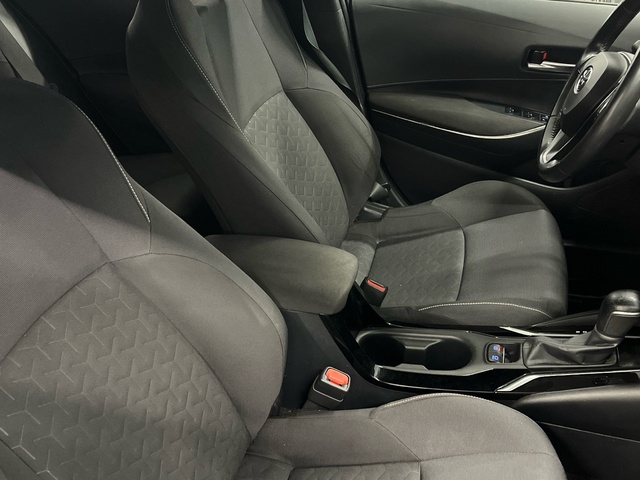 Toyota Corolla 1.8 125H Business Plus E-CVT 90 kW (122 CV)