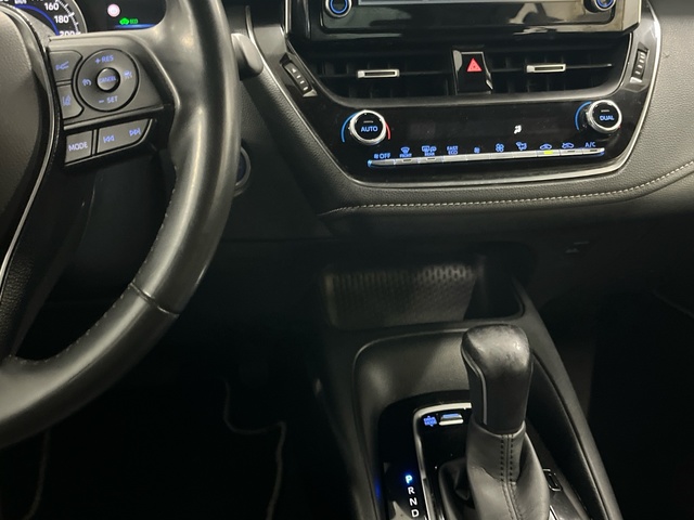 Toyota Corolla 1.8 125H Business Plus E-CVT 90 kW (122 CV)