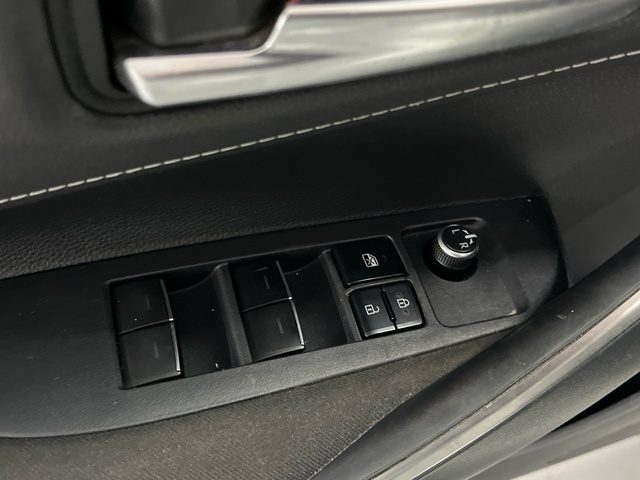 Toyota Corolla 1.8 125H Business Plus E-CVT 90 kW (122 CV)