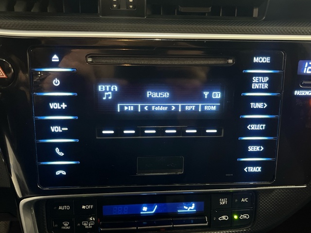 Toyota Auris 140H Hybrid Touring Sports Business 100 kW (136 CV)