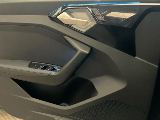 Audi A1 Sportback Adrenalin Black edition 30 TFSI 85 kW (116 CV) S tronic