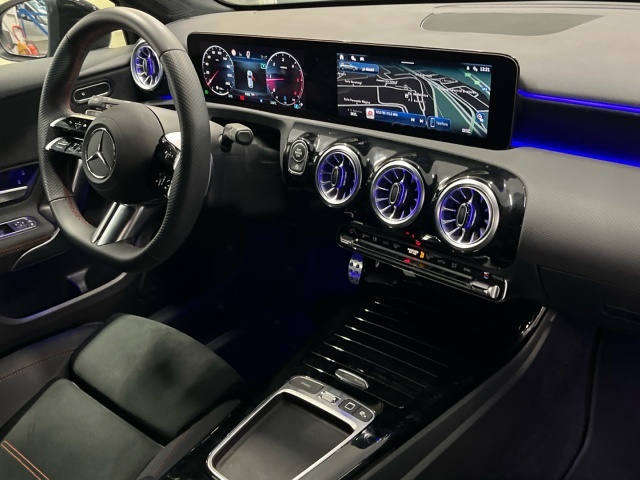 Mercedes-Benz Clase A 180 d 85 kW (116 CV)