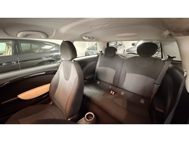 MINI MINI Cooper One 70 kW (95 CV)