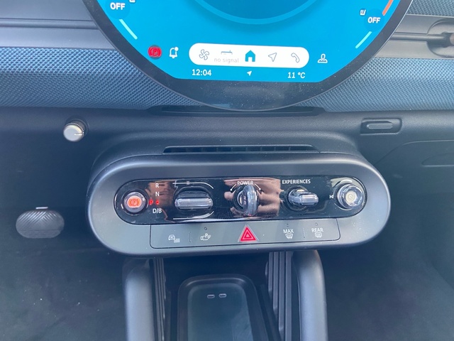 fotoG 23 del MINI MINI Aceman E 135 kW (184 CV) 184cv Eléctrico del 2024 en Girona