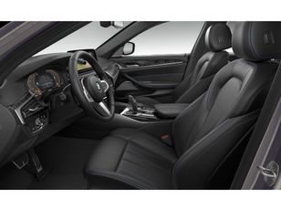 Fotos de BMW Serie 5 530d Touring color Gris. Año 2021. 210KW(286CV). Diésel. En concesionario Benigar Alcoy de Alicante