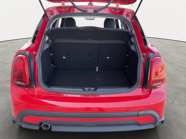 fotoG 10 del MINI MINI Cooper 5 Puertas 100 kW (136 CV) 136cv Gasolina del 2021 en Alicante