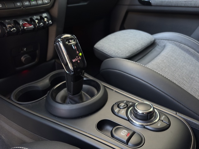 fotoG 18 del MINI MINI Countryman Cooper 100 kW (136 CV) 136cv Gasolina del 2022 en Alicante