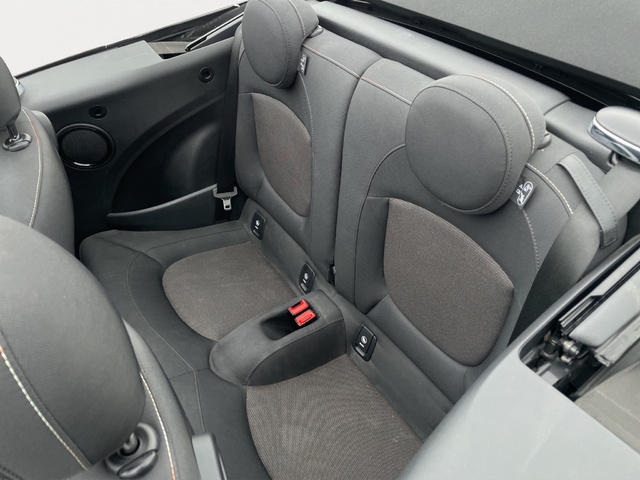 fotoG 8 del MINI MINI Cooper Cabrio 100 kW (136 CV) 136cv Gasolina del 2020 en Alicante