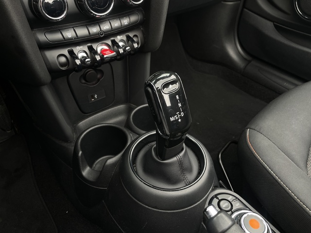 fotoG 17 del MINI MINI Cooper Cabrio 100 kW (136 CV) 136cv Gasolina del 2020 en Alicante