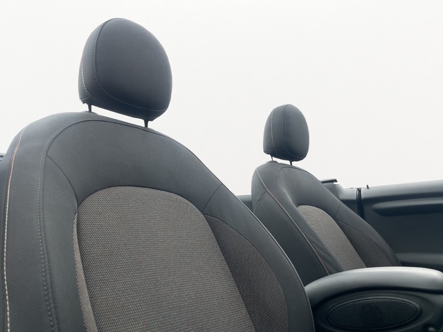 fotoG 21 del MINI MINI Cooper Cabrio 100 kW (136 CV) 136cv Gasolina del 2020 en Alicante