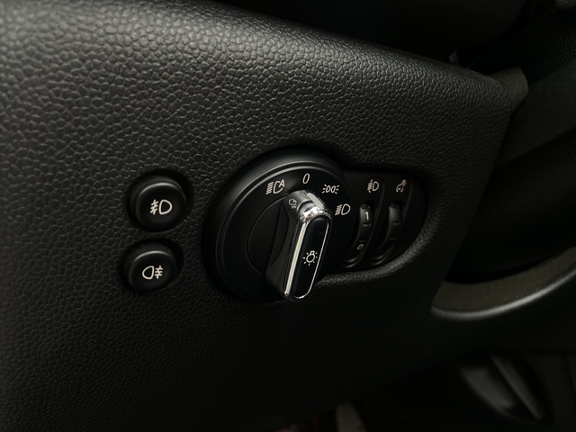 fotoG 22 del MINI MINI Cooper Cabrio 100 kW (136 CV) 136cv Gasolina del 2020 en Alicante