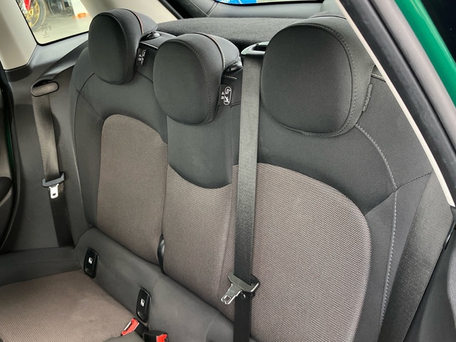 fotoG 8 del MINI MINI Cooper 5 Puertas 100 kW (136 CV) 136cv Gasolina del 2022 en León