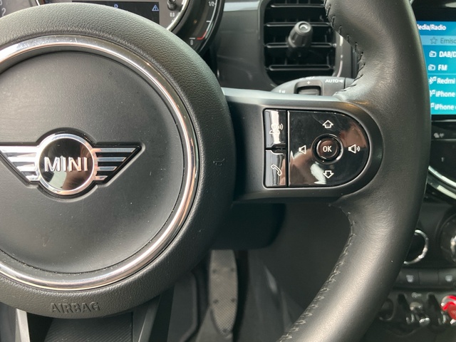 fotoG 22 del MINI MINI Cooper 5 Puertas 100 kW (136 CV) 136cv Gasolina del 2022 en León